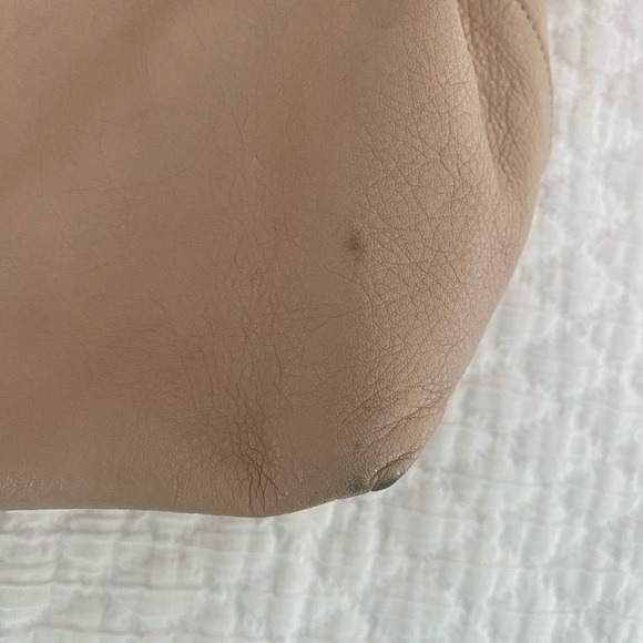 Cuyana crossbody/shoulder bag - Picture 9 of 9